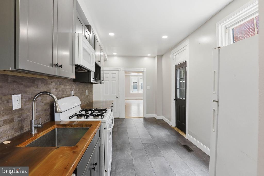 538 LOCUST STREET