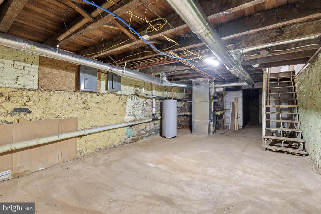 538 LOCUST STREET
