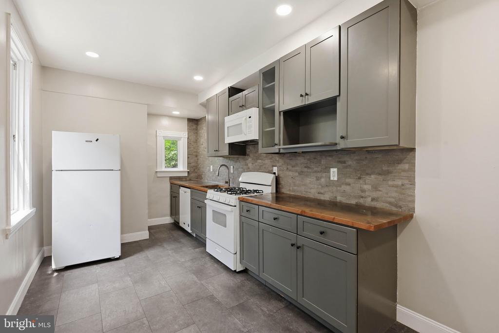 538 LOCUST STREET