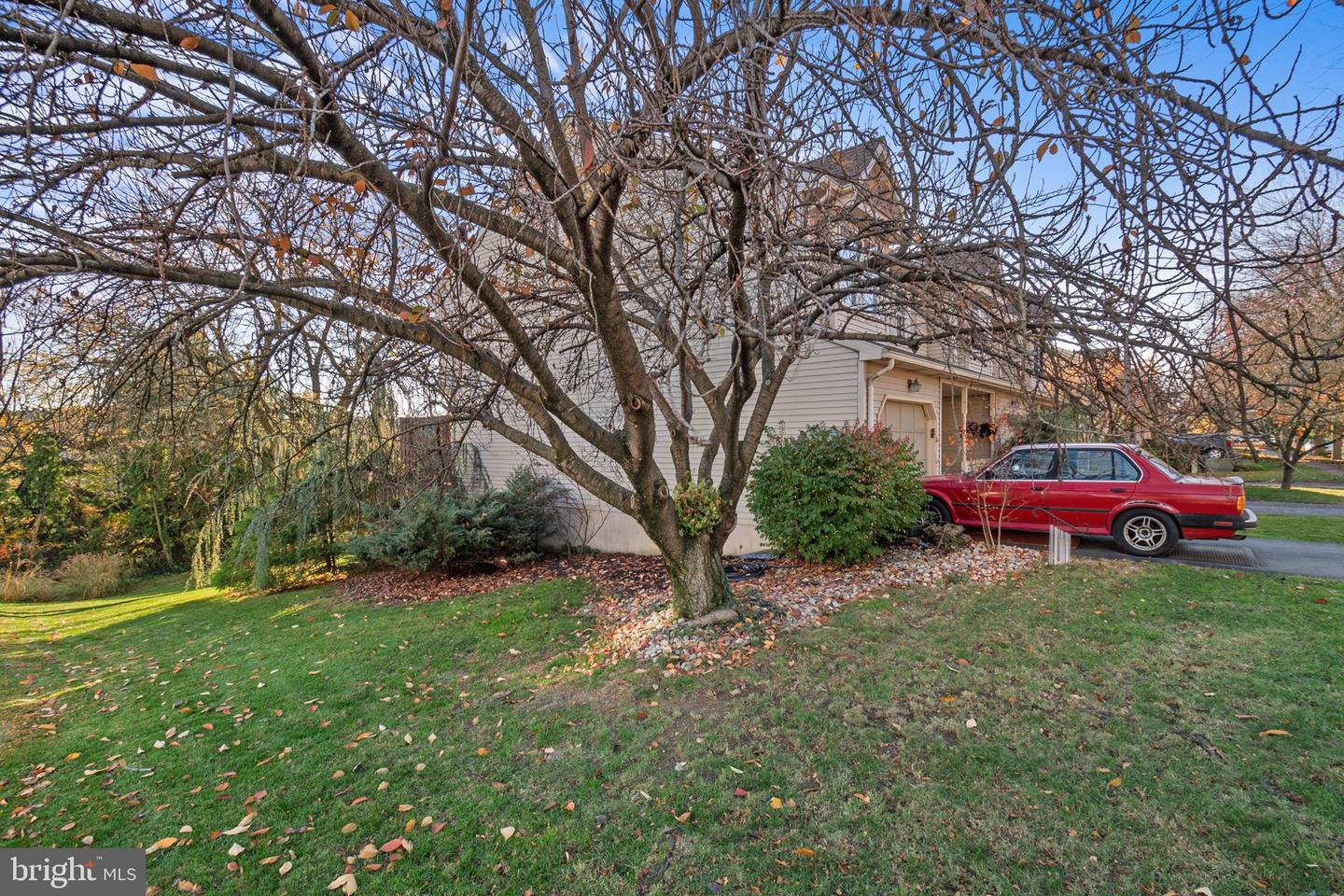1217 Stanford ROAD