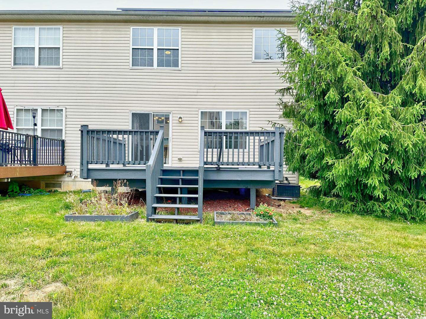 3677 Clauss Dr