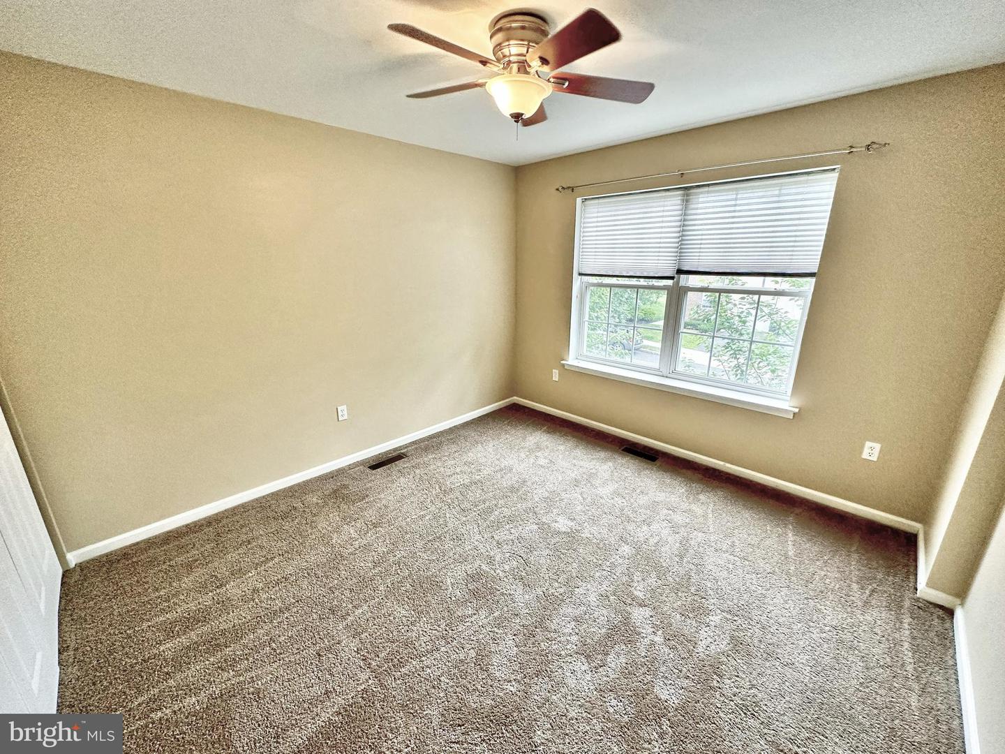 3677 Clauss Dr