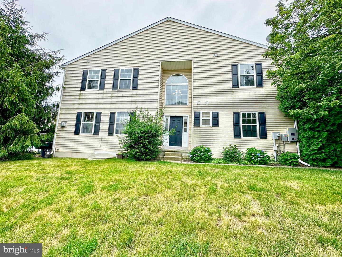 3677 Clauss Dr