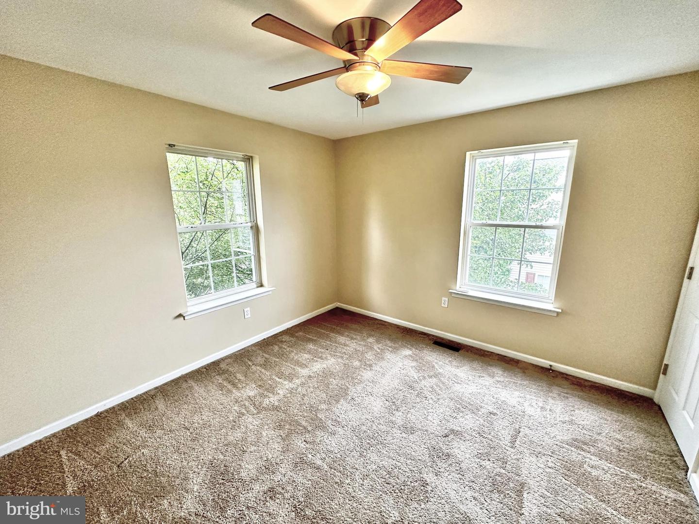 3677 Clauss Dr