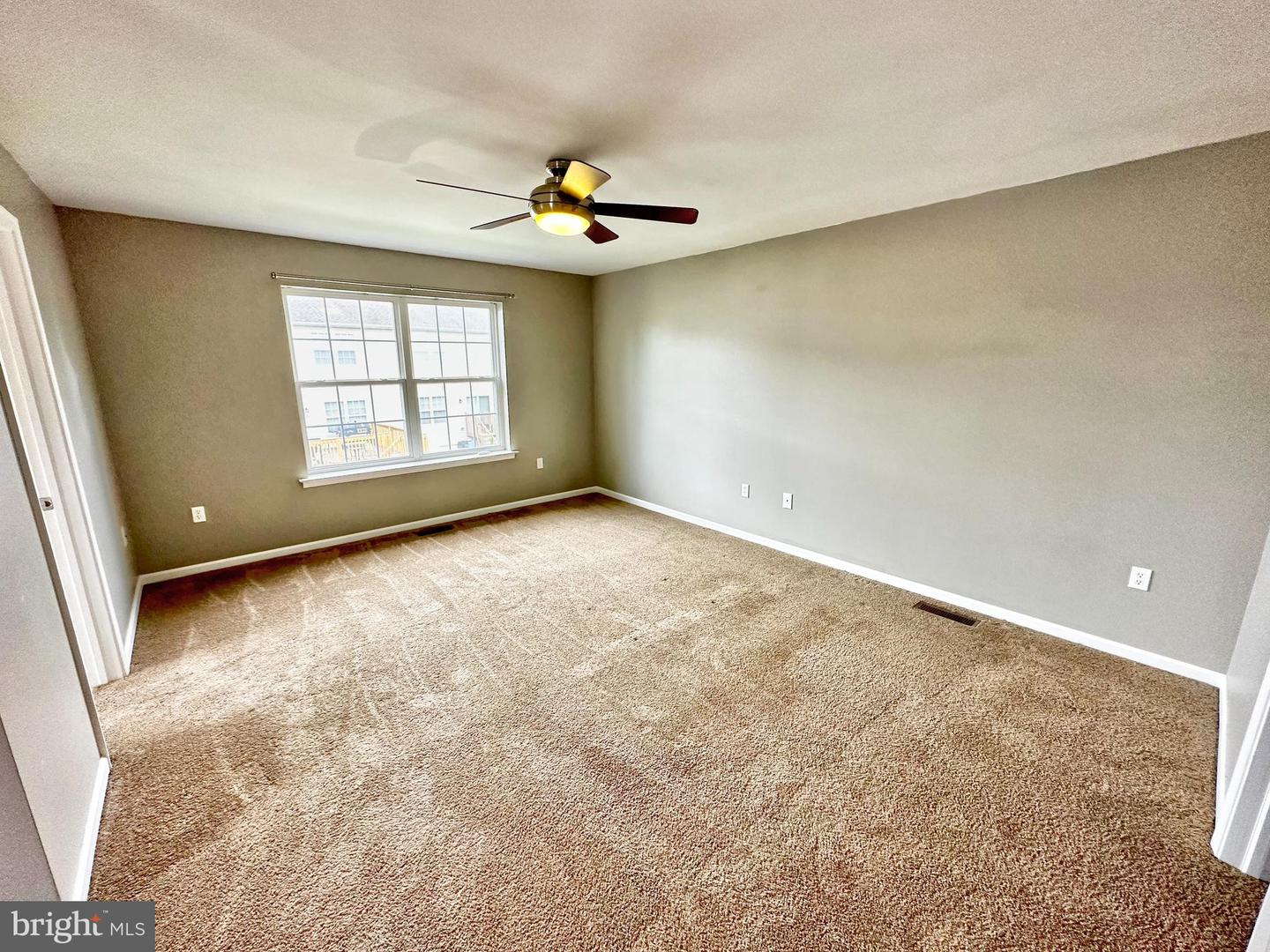 3677 Clauss Dr