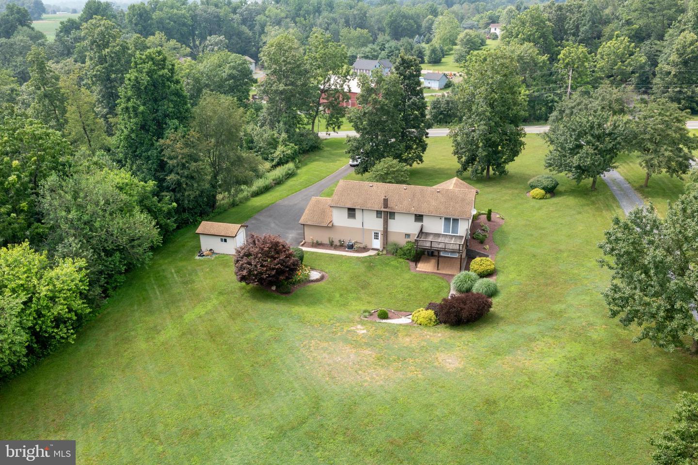 7592 Kings HIGHWAY