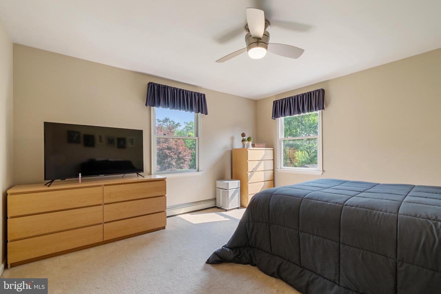 7592 Kings HIGHWAY