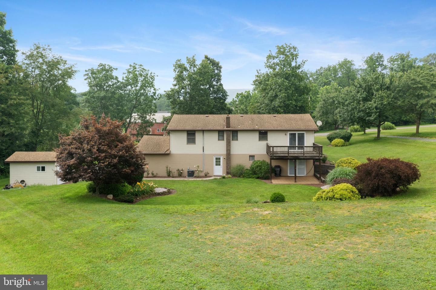 7592 Kings HIGHWAY