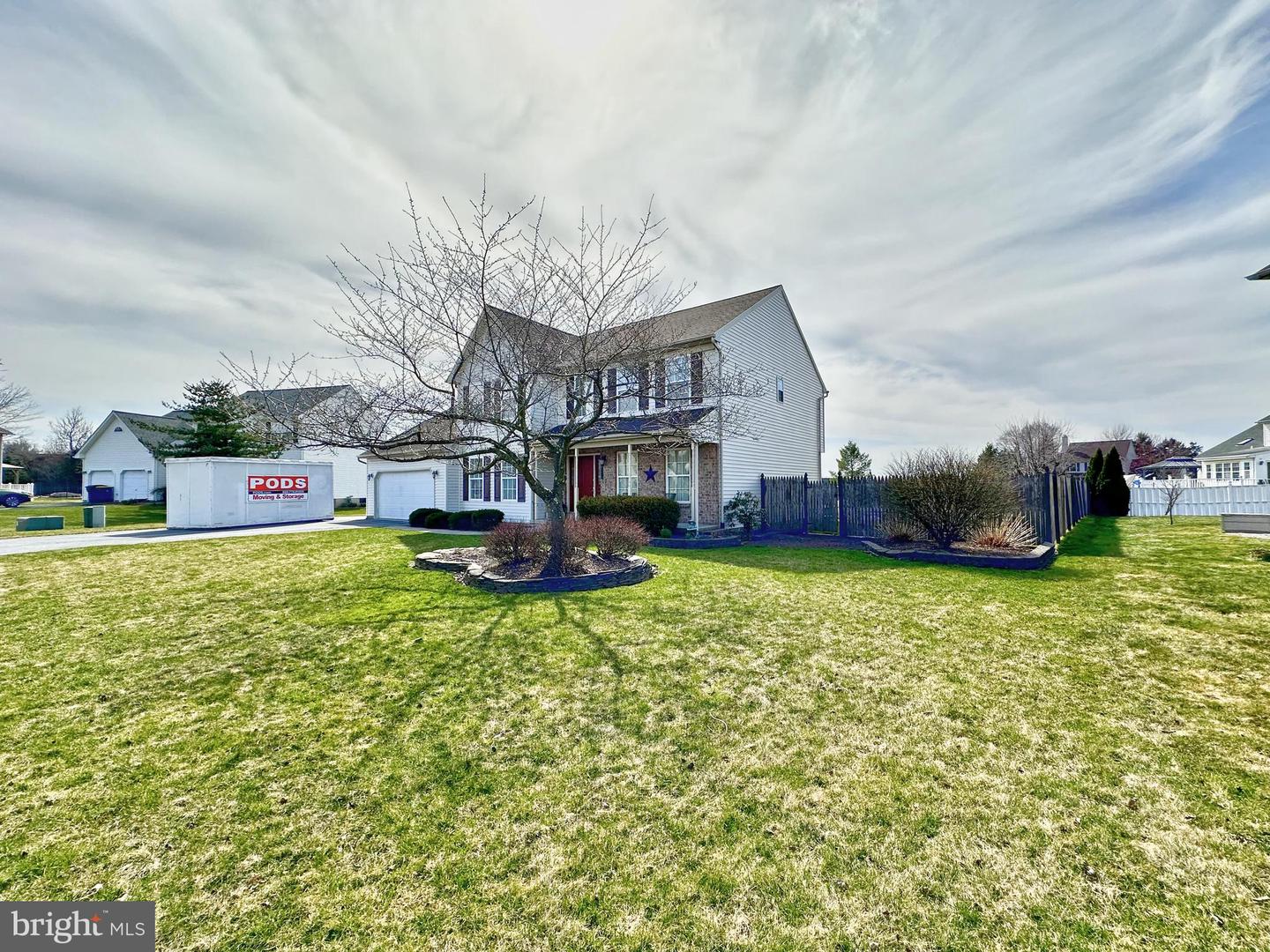 5979 Palomino Dr