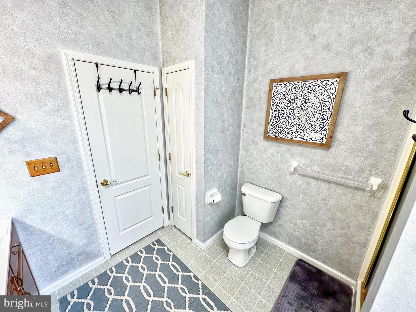 5979 Palomino Dr