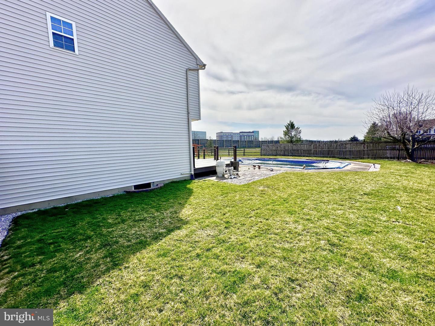 5979 Palomino Dr