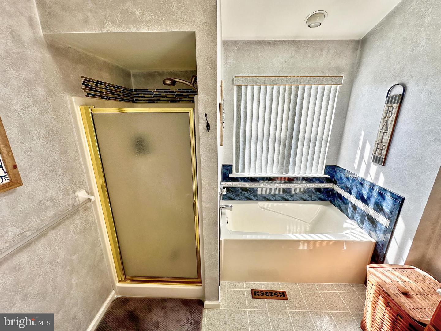 5979 Palomino Dr
