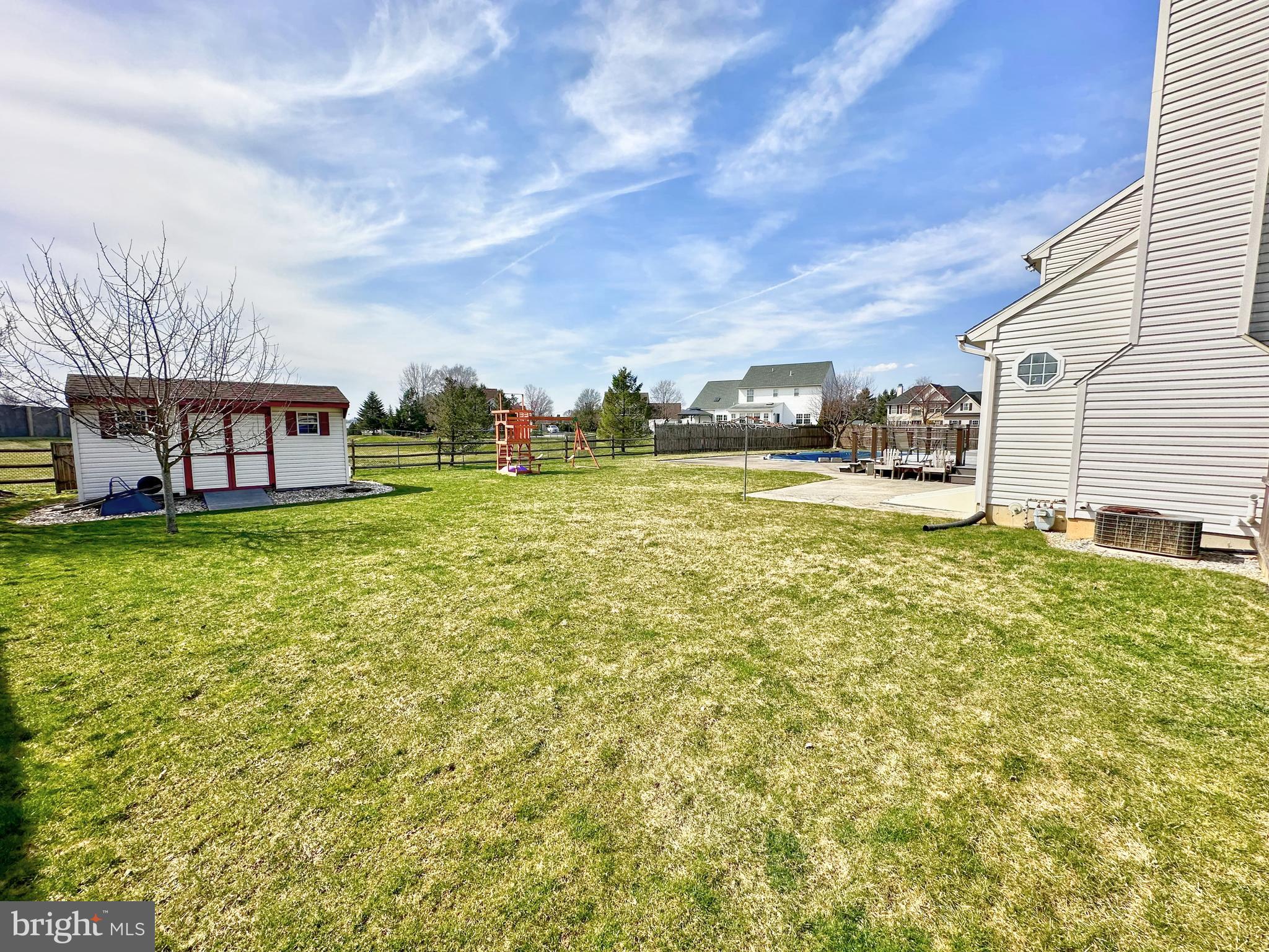 5979 Palomino Dr