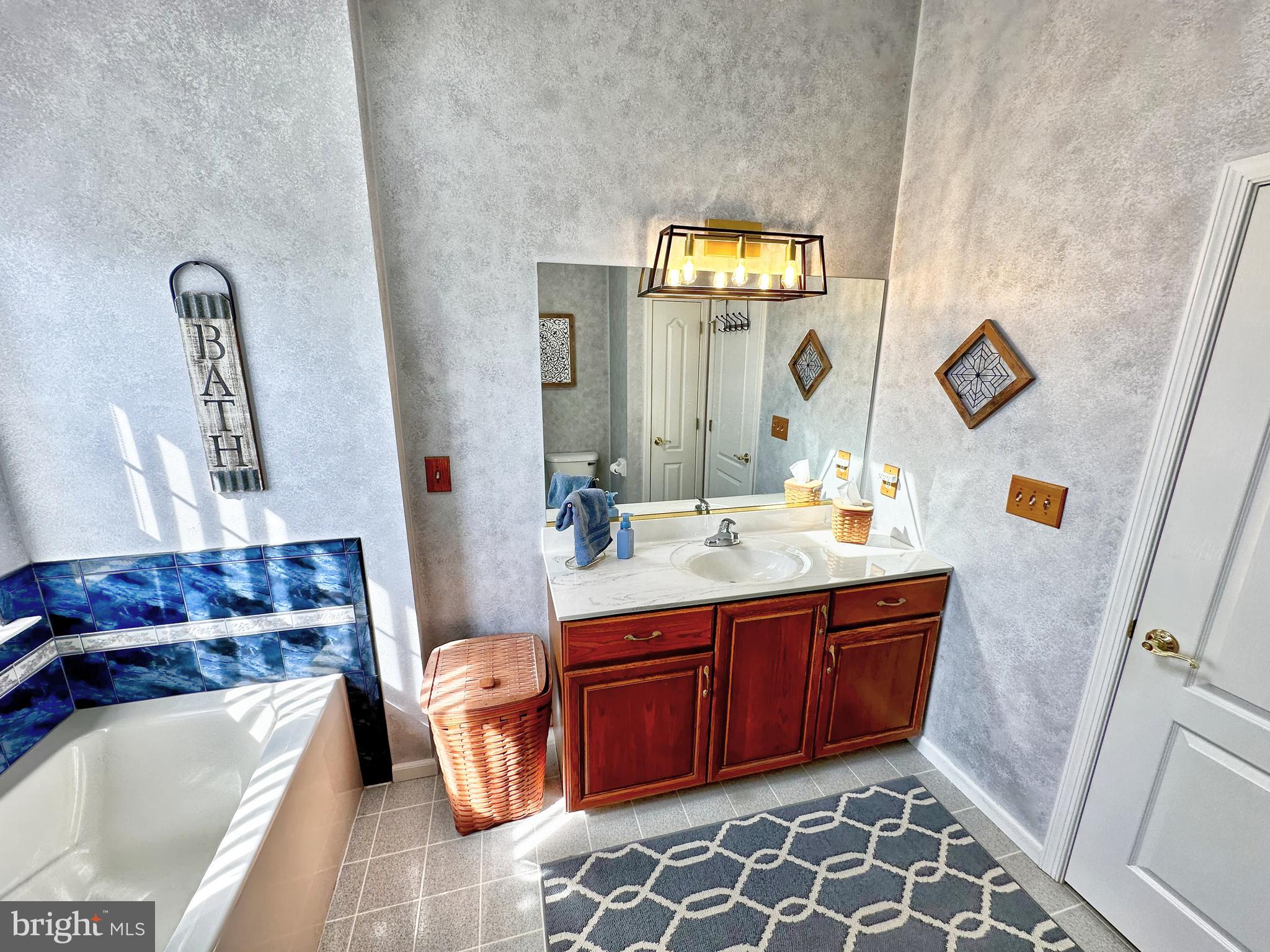 5979 Palomino Dr