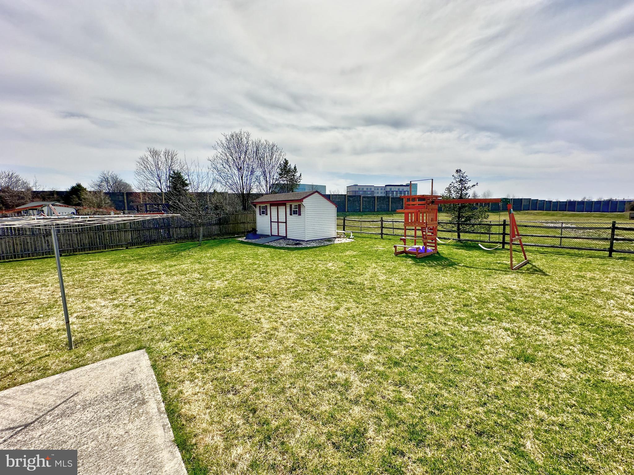 5979 Palomino Dr