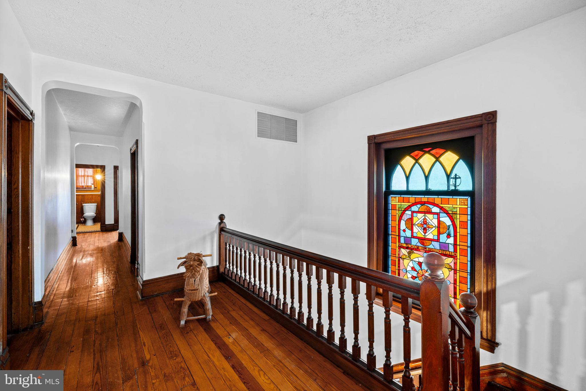 841 Seneca