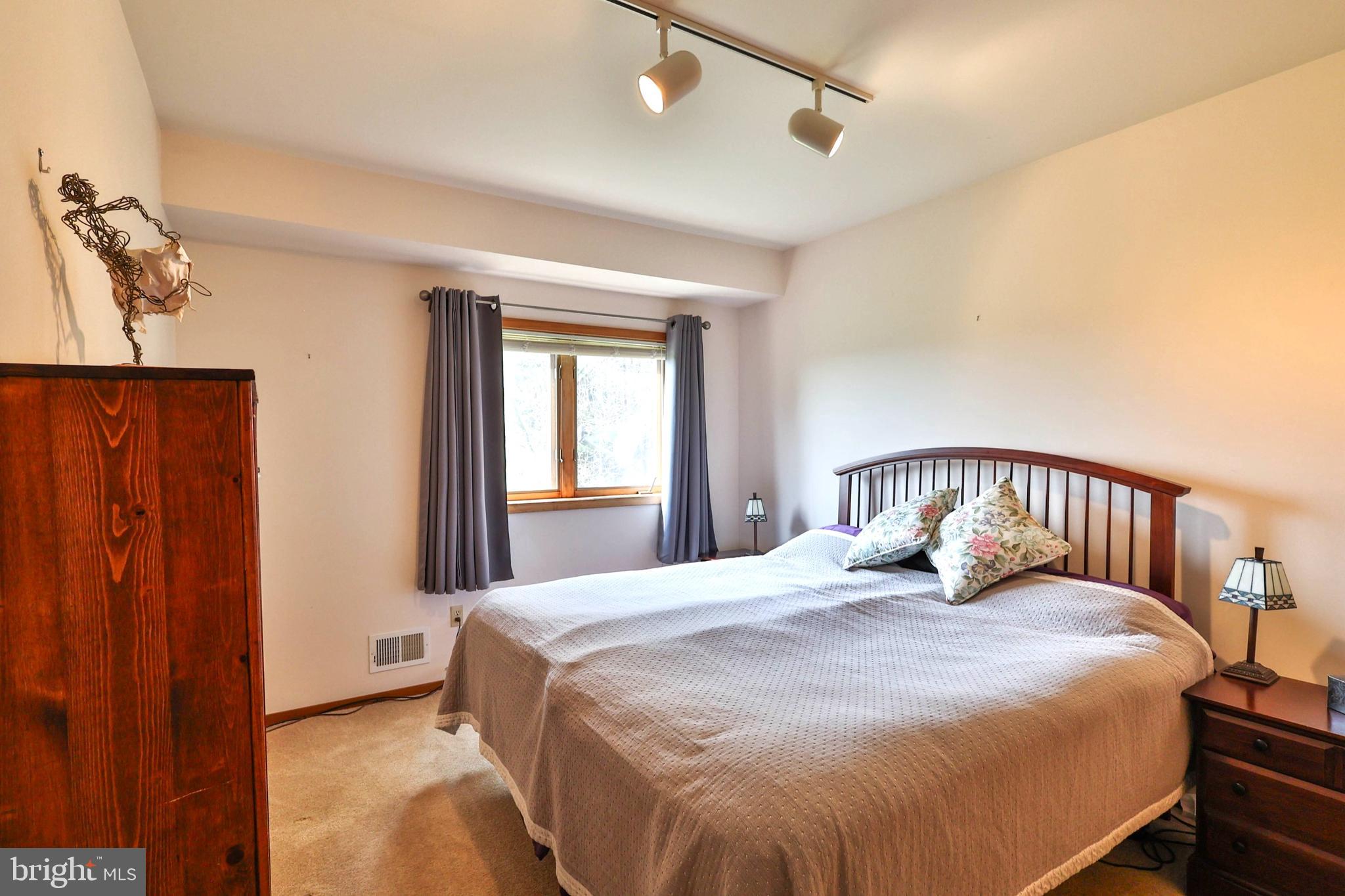 5857 Ruheton Hill Rd