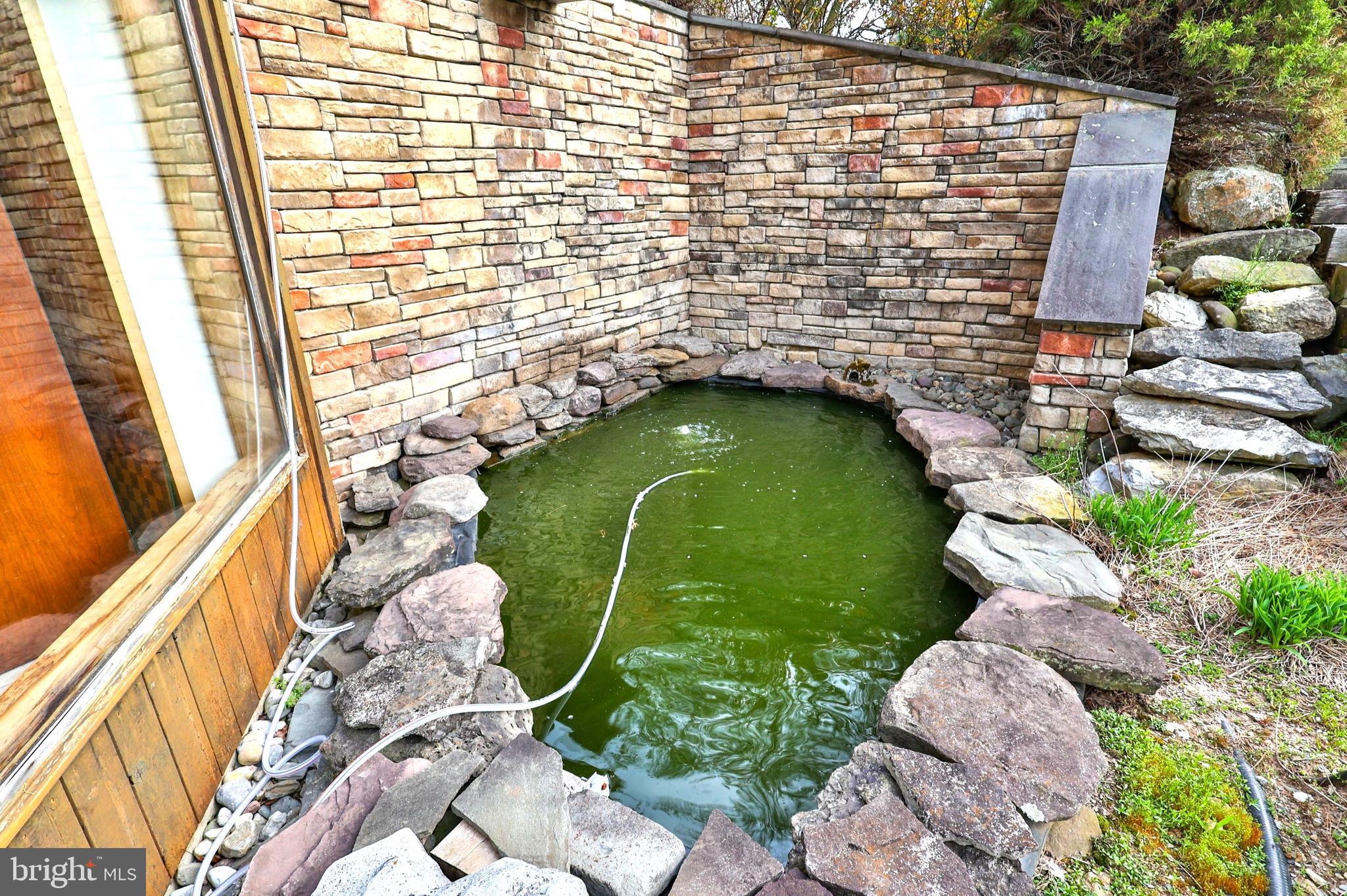 5857 Ruheton Hill Rd