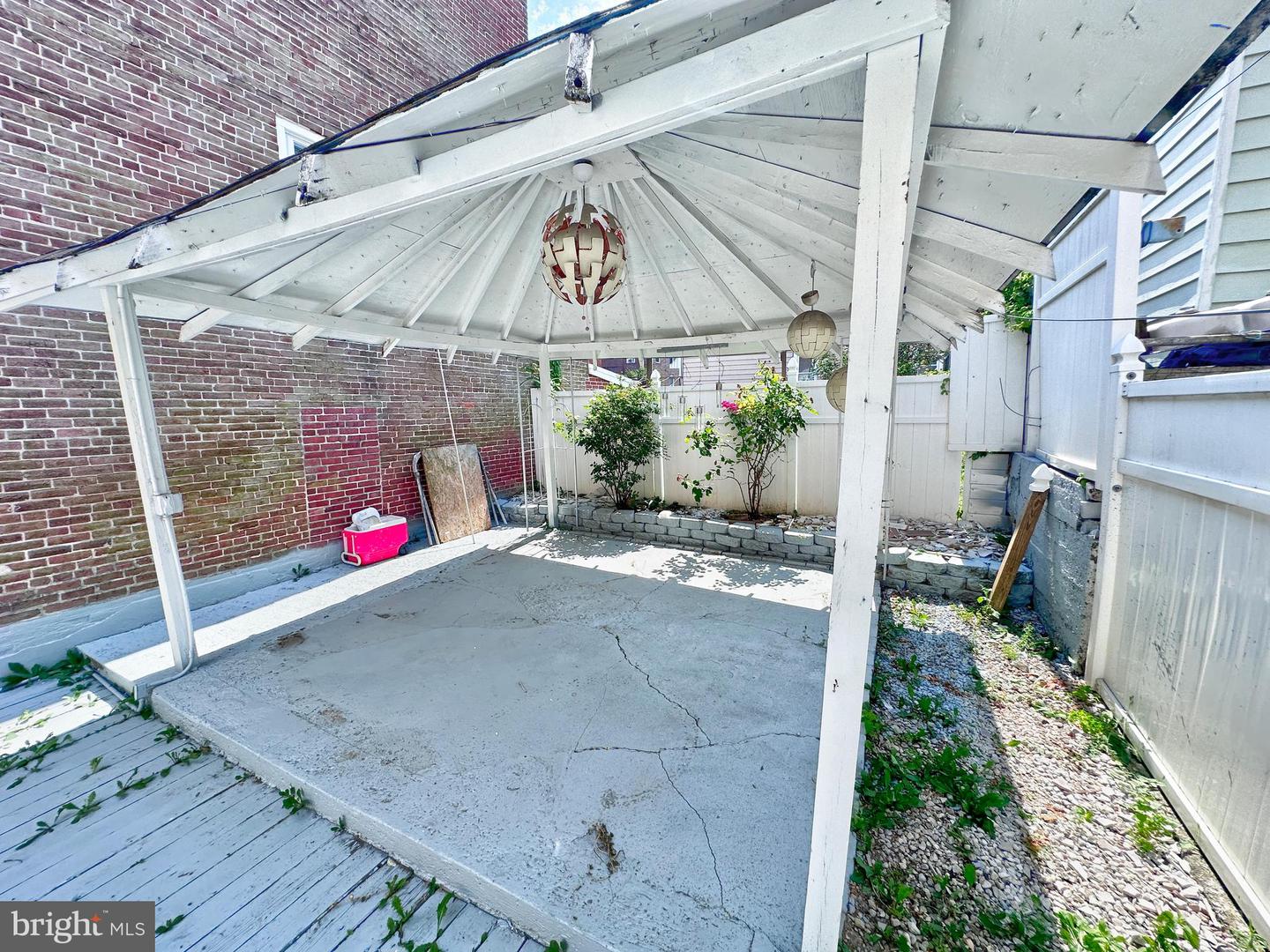 626 N N Front St
