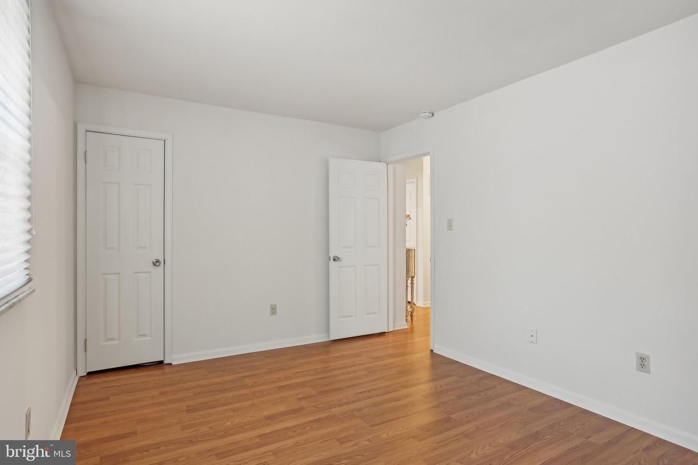 339 W Lexington St