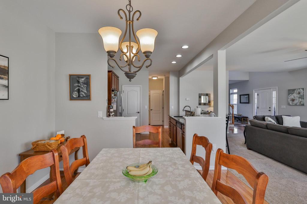 3528 Lenape Ln