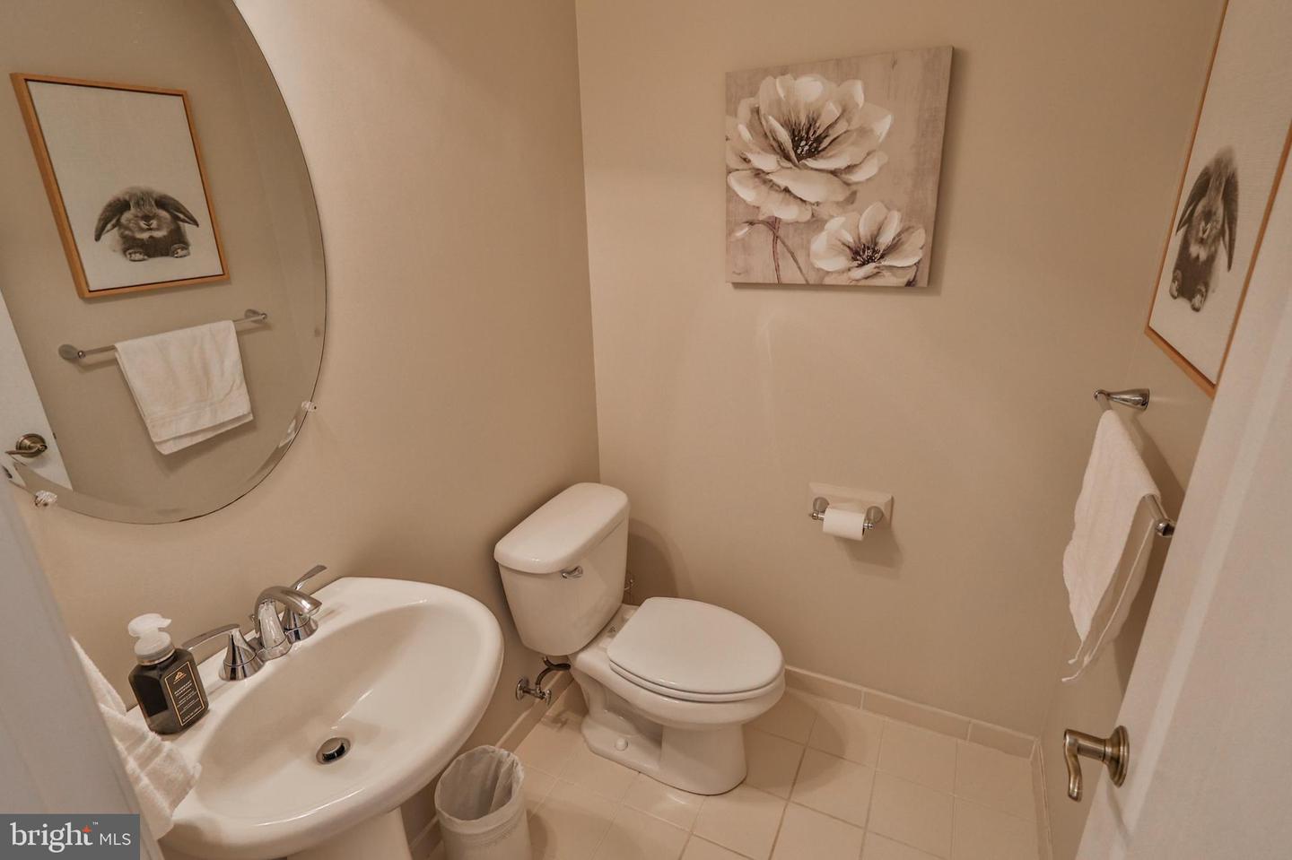 3528 Lenape Ln
