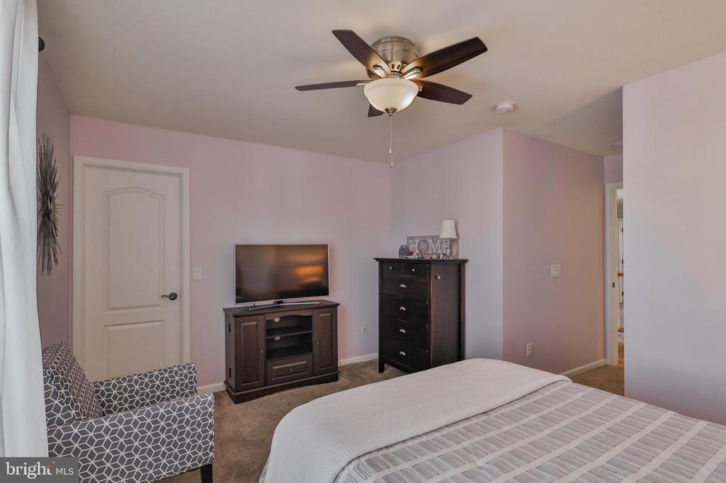 3528 Lenape Ln