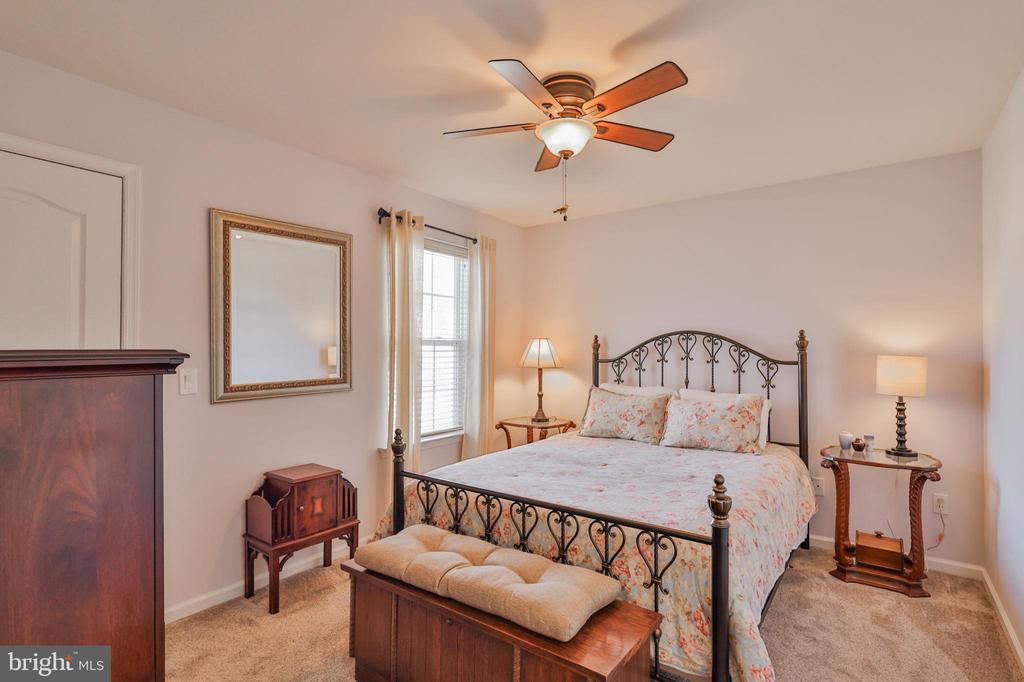 3528 Lenape Ln