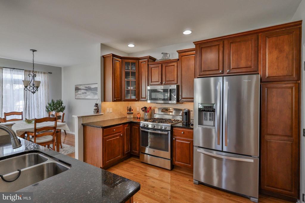 3528 Lenape Ln