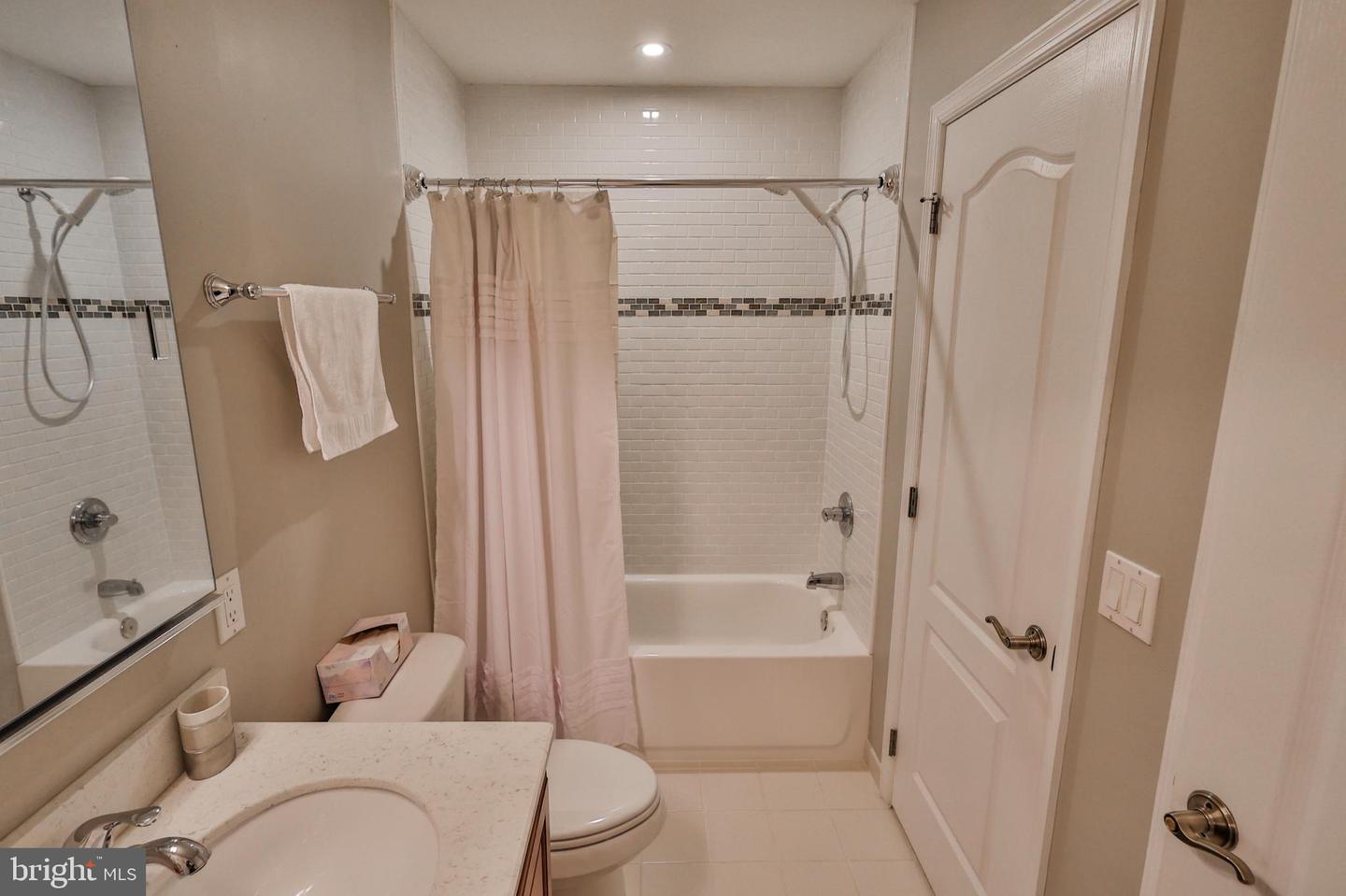 3528 Lenape Ln