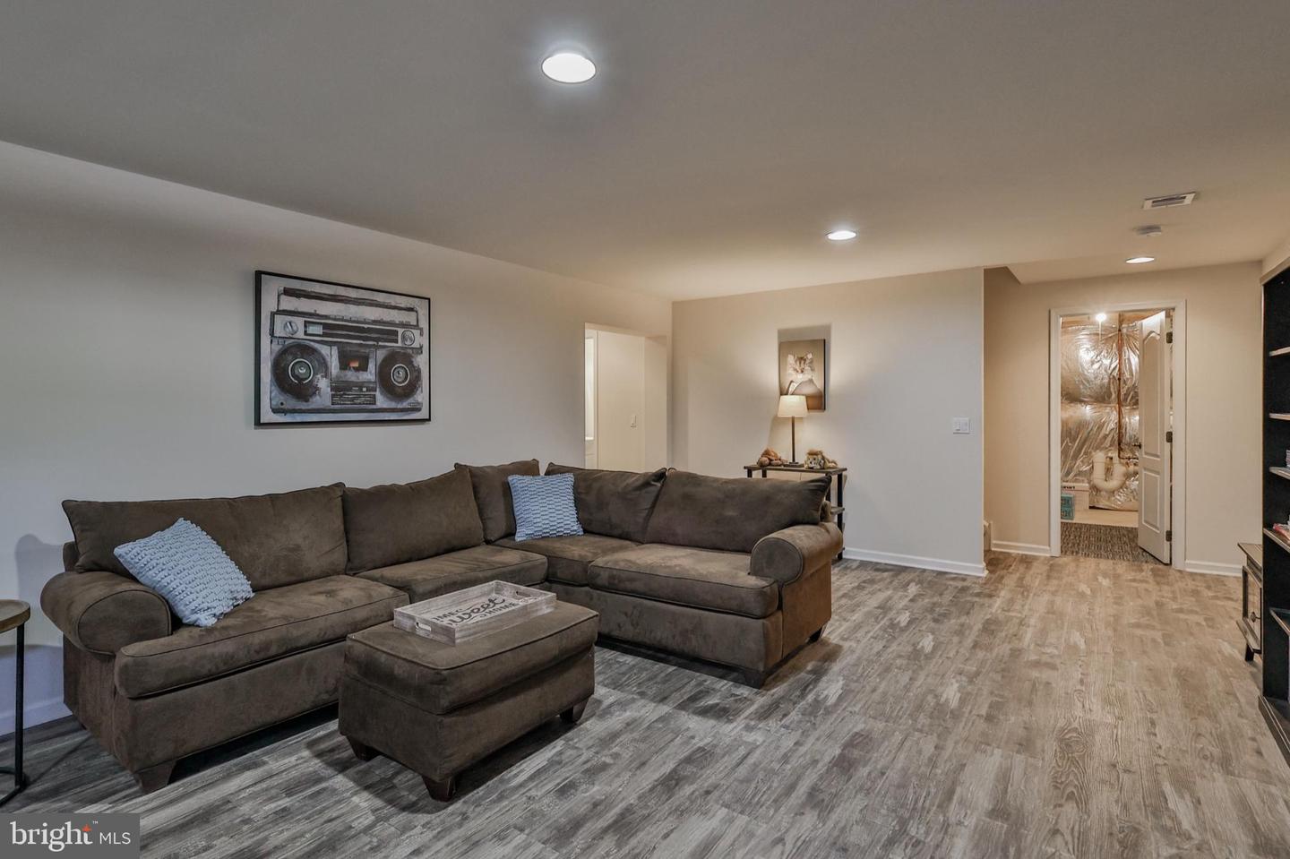 3528 Lenape Ln