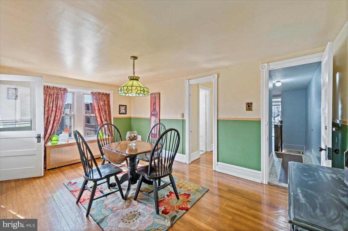 21 N 11th St