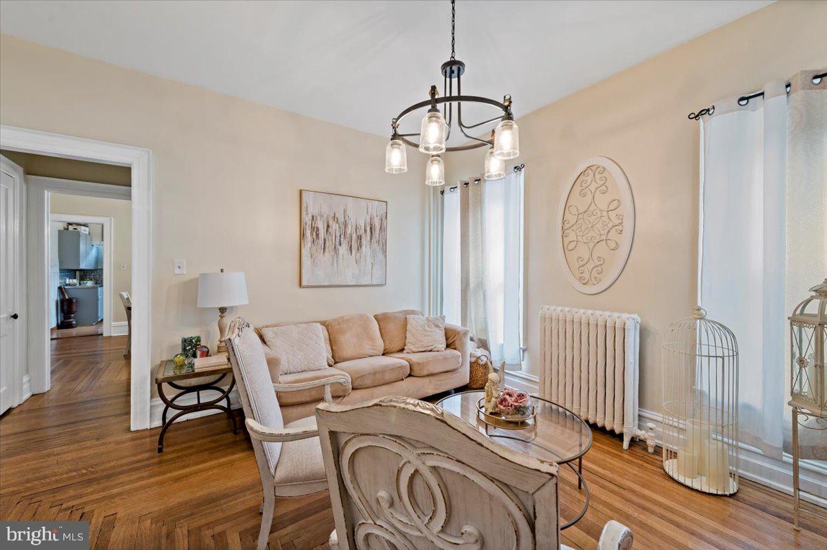 21 N 11th St