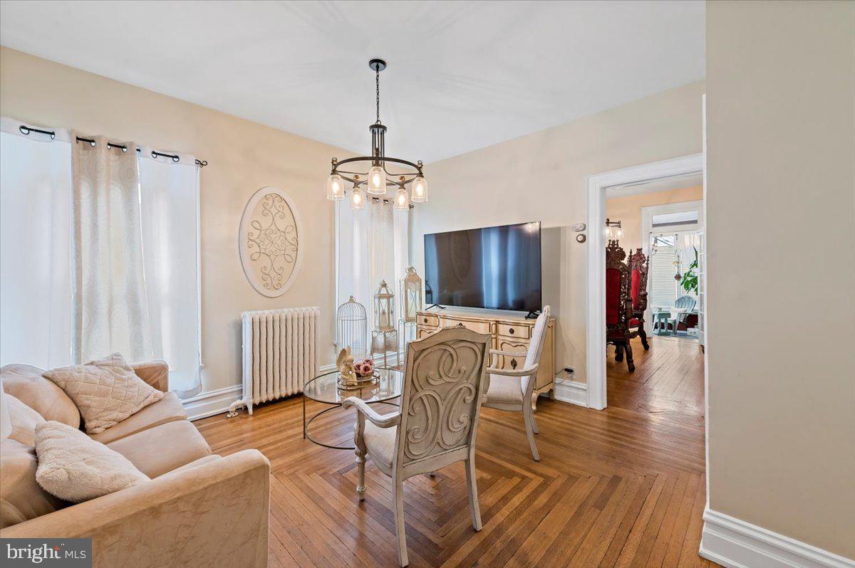 21 N 11th St
