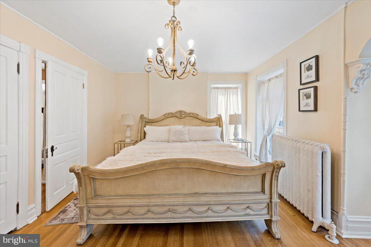 21 N 11th St