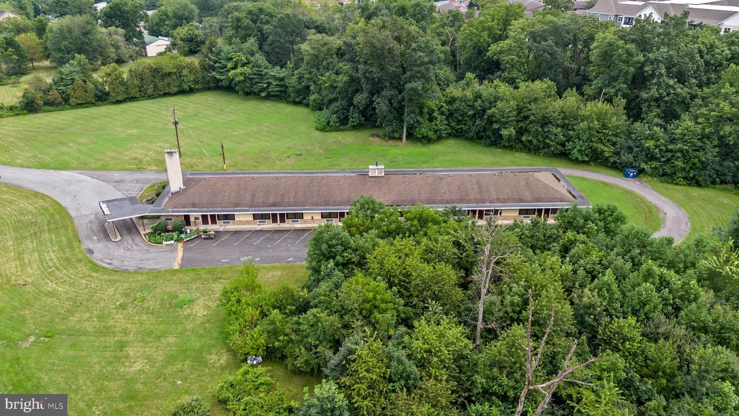 1058 Hausman Rd