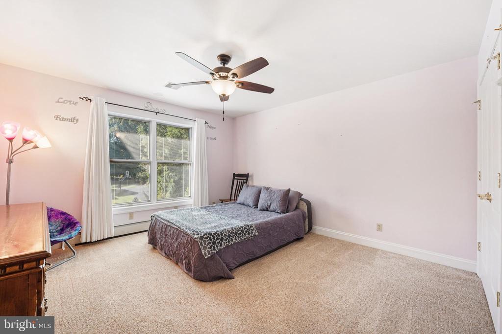 6139 PALOMINO DRIVE