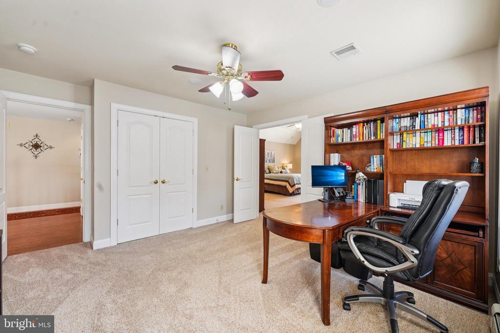 6139 PALOMINO DRIVE