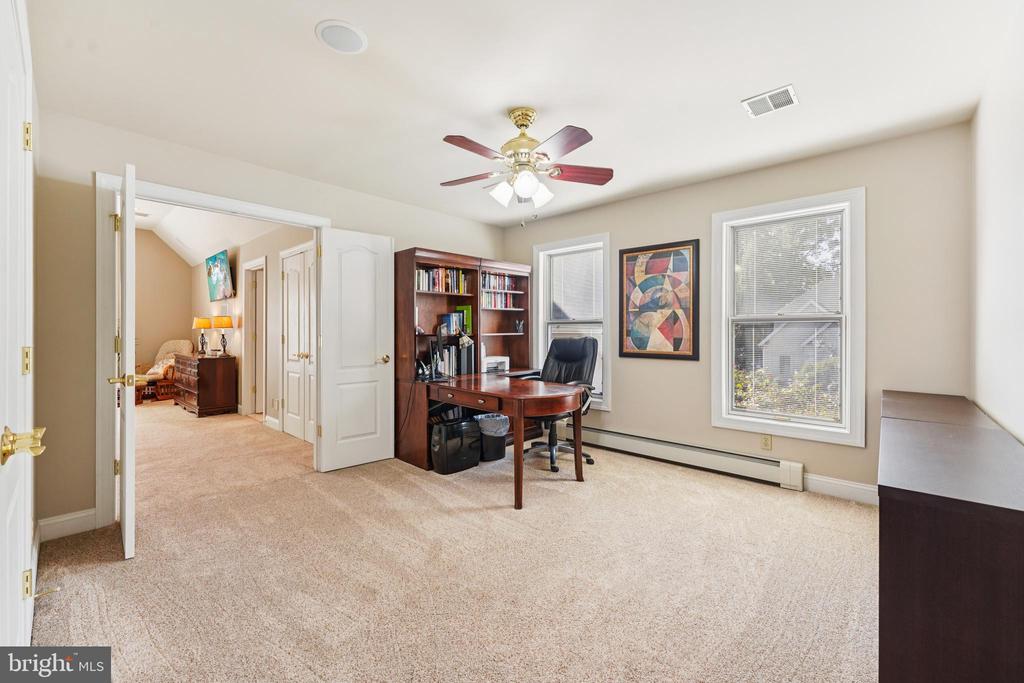 6139 PALOMINO DRIVE