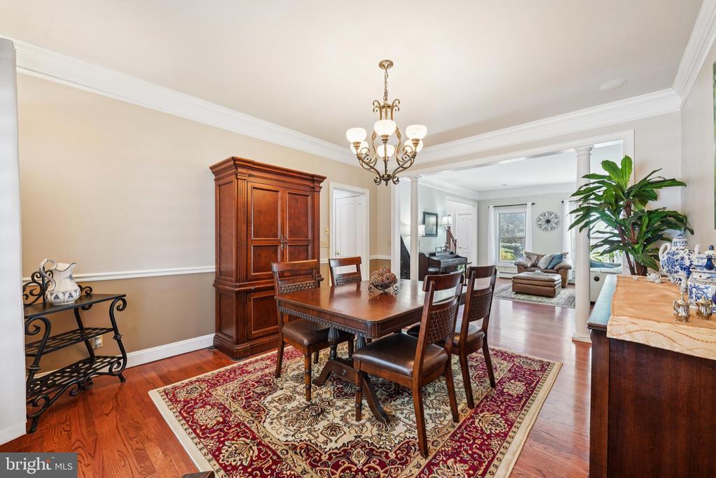 6139 PALOMINO DRIVE