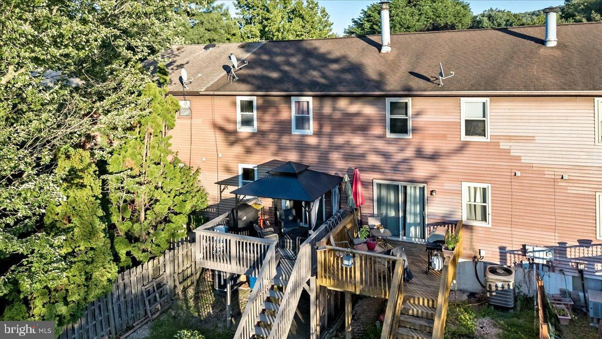 241 WILLOW STREET