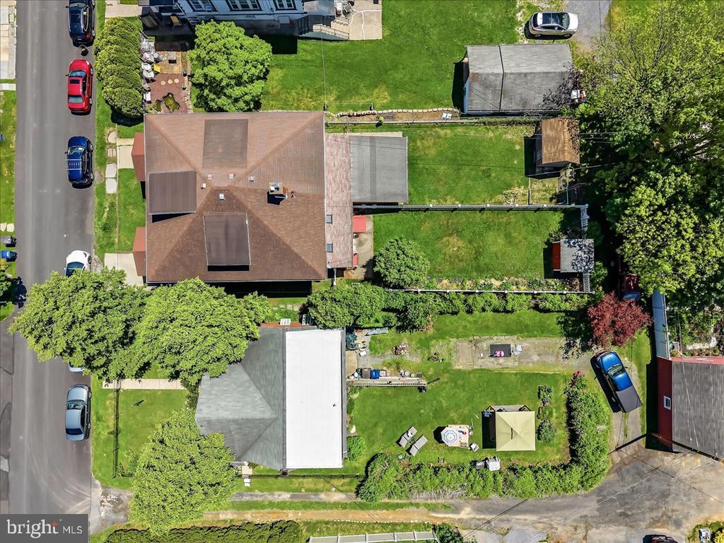 2030 LAWFER AVENUE