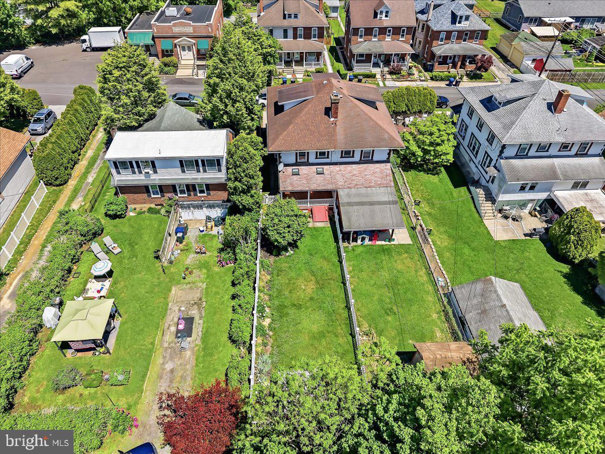 2030 LAWFER AVENUE