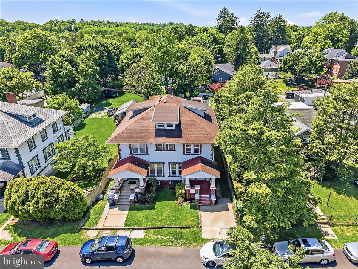 2030 LAWFER AVENUE
