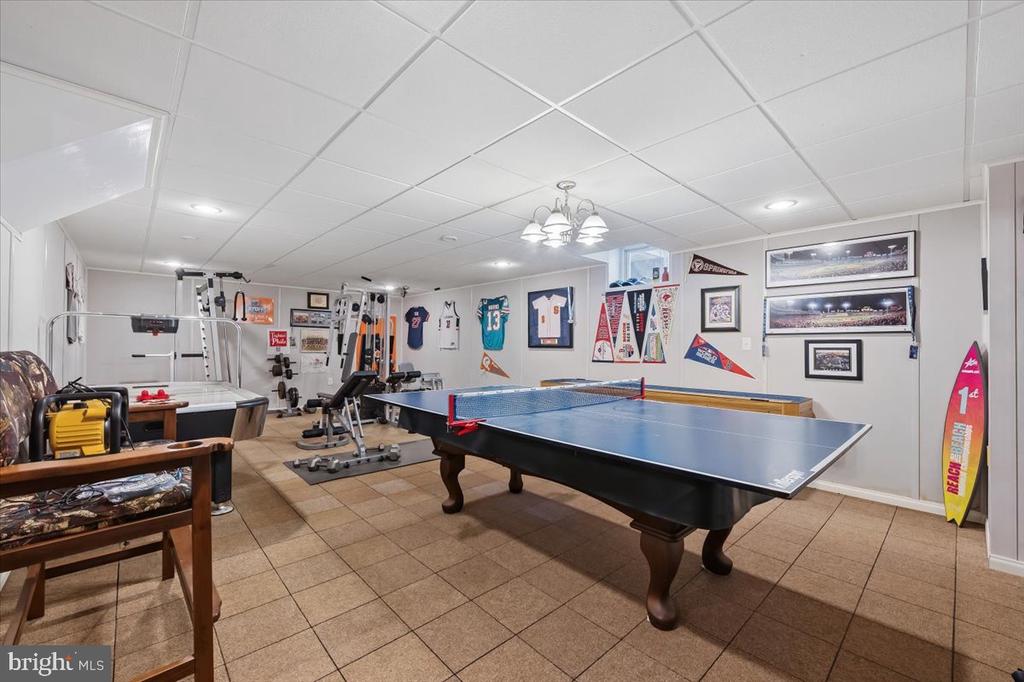 6470 FAWN LANE