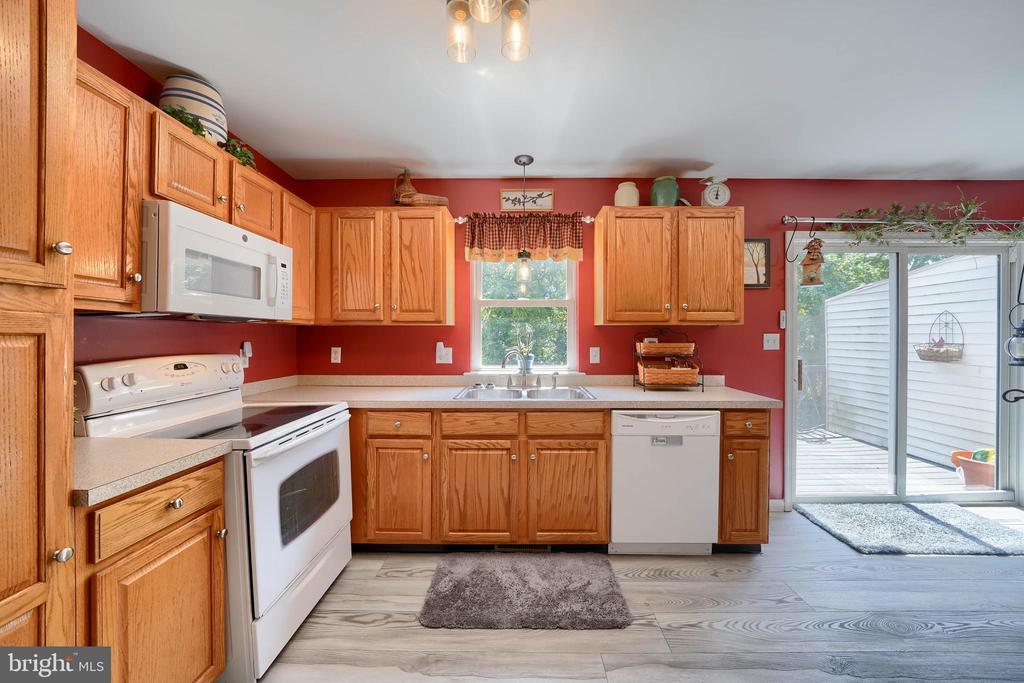 164 SPRUCE COURT