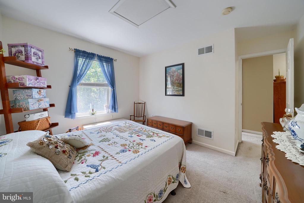 164 SPRUCE COURT