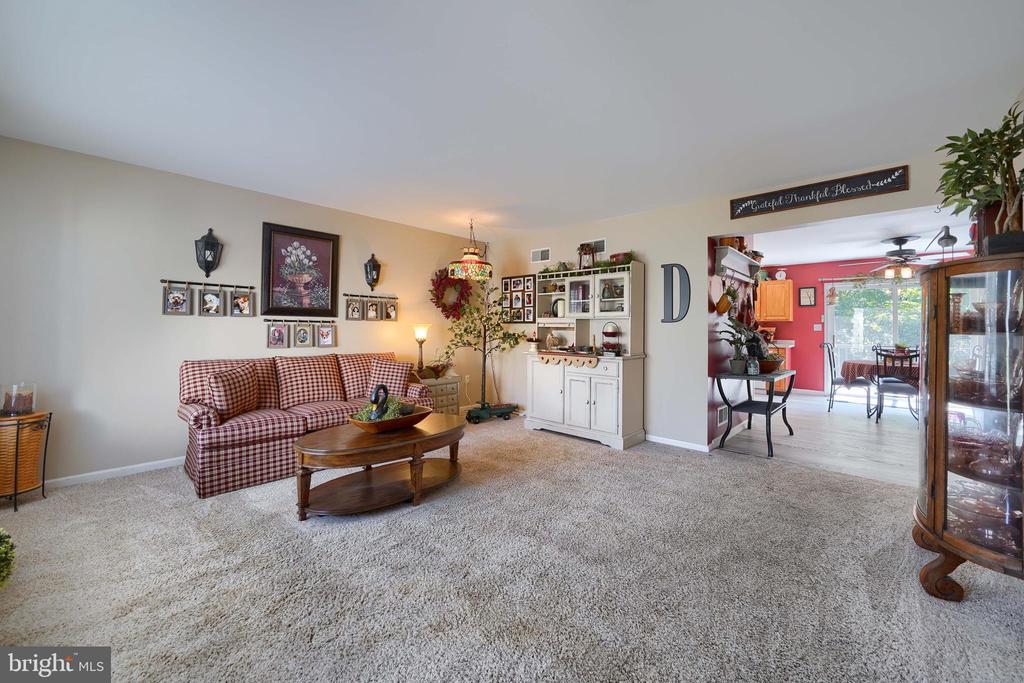 164 SPRUCE COURT