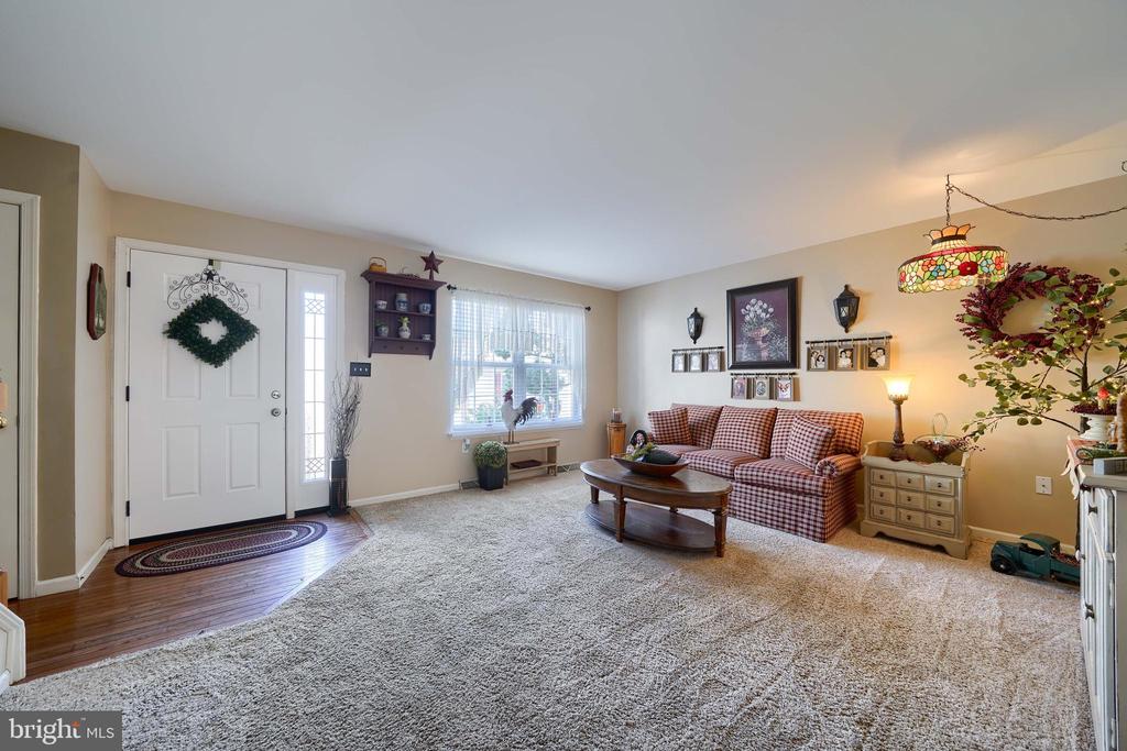 164 SPRUCE COURT
