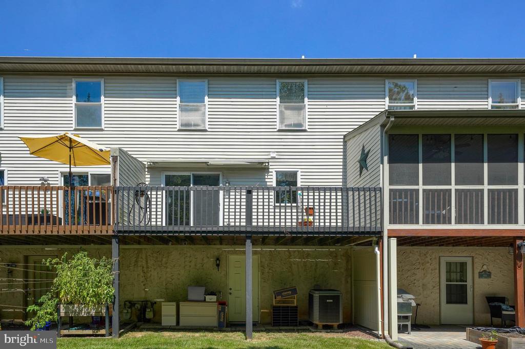 164 SPRUCE COURT